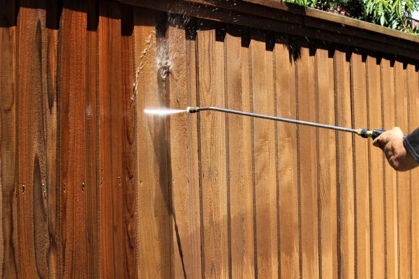 Fence Cleaning in Auburn