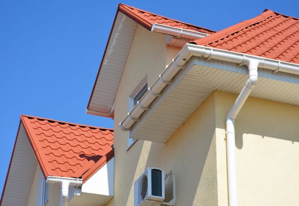 Soffit Cleaning in Auburn