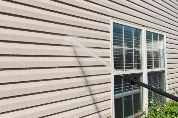 House Pressure Washing in Auburn