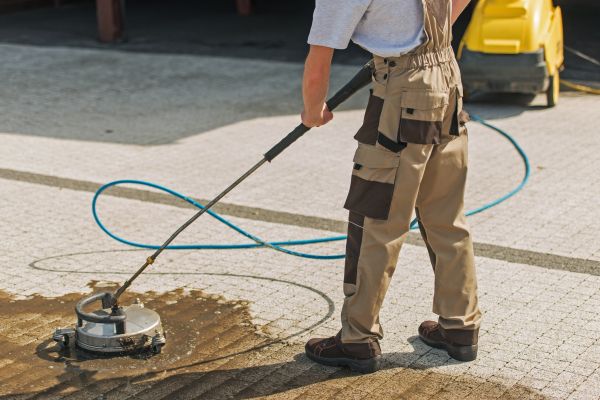Townhouse Driveway Cleaning in Auburn