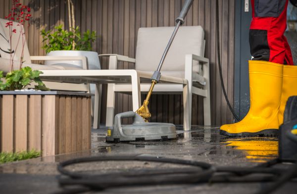 Townhouse Patio Cleaning in Auburn