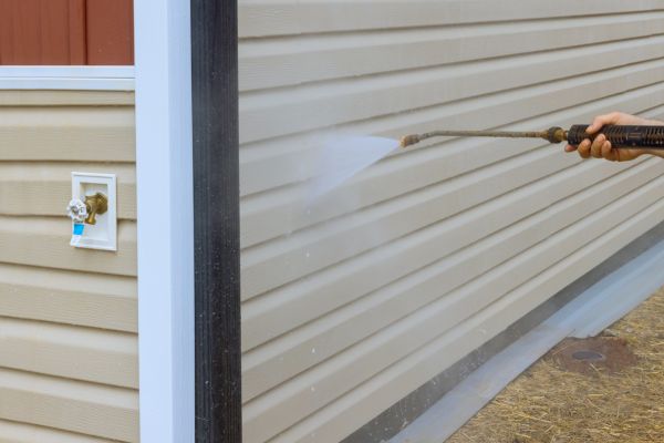 Townhouse Exterior Cleaning in Auburn