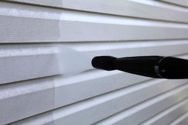 Condo Siding Power Washing in Auburn