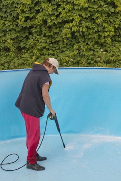 Pool Pressure Washing in Auburn